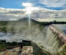 Em apenas 48 horas, volume da Barragem da Farinha aumenta de 2% para 57%, em Patos