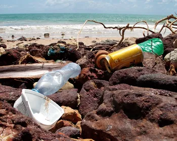 Alta estação eleva pressão ambiental: produção de lixo cresce 30% com avanço do turismo na PB