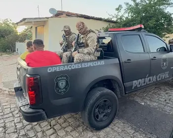 Operação Axolote: Polícia Civil prende em flagrante suspeitos de tráfico de drogas