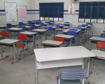 Professor agredido com golpes de martelo diz 'nunca ter esperado' ação de aluno