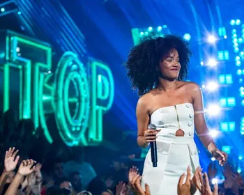 Agnes Nunes abre desfile do 'Campina Feita à Mão' no Parque do Povo, nesta quarta (10)