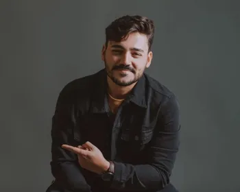 Programação do São João de Campina Grande hoje: Thiago Brado se apresenta no Parque do Povo