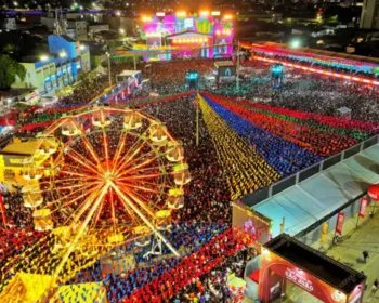 Programação do São João de Campina Grande hoje: veja quem canta no Parque do Povo