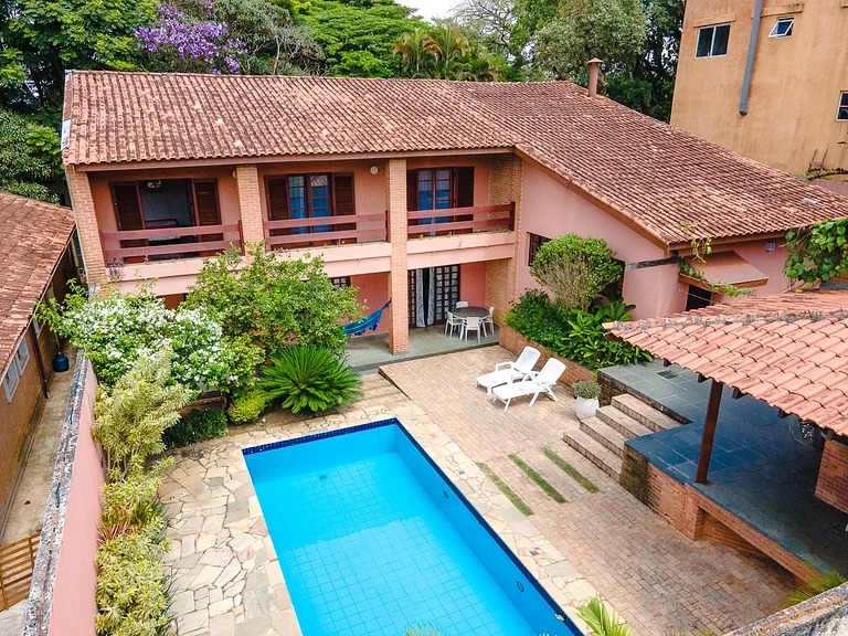 Hytalo Santos preso: veja mansão onde o influenciador estava em SP; vídeo