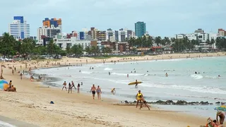 Balneabilidade: veja trechos de praia que estão próprios para banho no Litoral da Paraíba