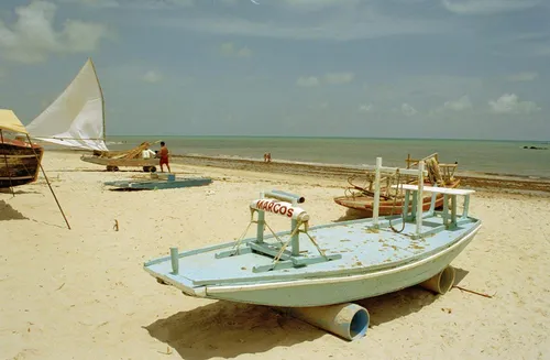  Quatro trechos de praia estão considerados impróprios para banho na Paraíba 