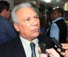 Aldemir é multado em R$ 20 mil pelo TRE-PB por xingamentos contra Chico Mendes