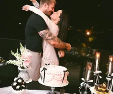 Juliette é pedida em casamento em jantar comemorando aniversário de 35 anos