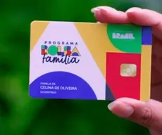 Valor do Bolsa Família começa a ser pago com reajuste a partir desta segunda (19)