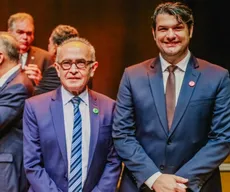 TRE-PB suspende julgamento de ações contra Cícero Lucena e Leo Bezerra