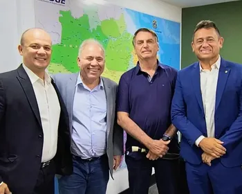 Celular apreendido de Bolsonaro revela contatos com 7 políticos da Paraíba; saiba quais