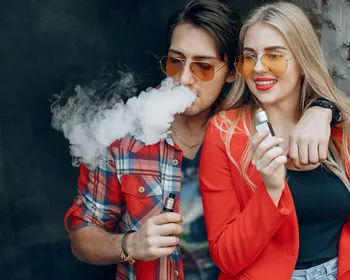 O alerta sobre os Vapes: dependência química e riscos graves à saúde; assista