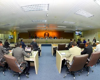 Com Bruno em Portugal, vereadores de Campina Grande não votam LDO sem Emendas