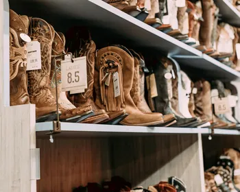 Vai usar bota no São João? Especialista dá dicas para evitar lesões e desconfortos