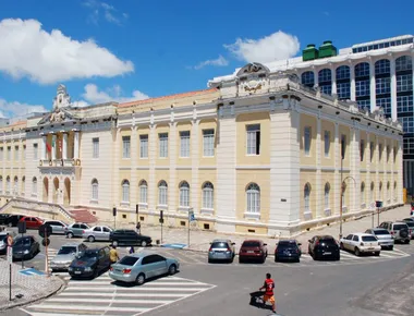 Lei do Gabarito: em votação apertada, TJ mantém vedação a artigo e libera restante da regra