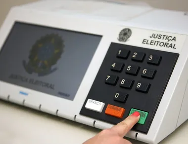Falta um mês para Eleições 2026: veja como pesquisar para escolher melhor os candidatos