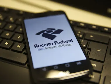 Receita paga terceiro lote de restituição do IR de 2025