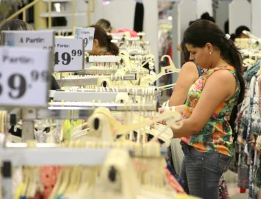 Veja o que abre e o que fecha no aniversário de Campina Grande e no dia 12 de outubro