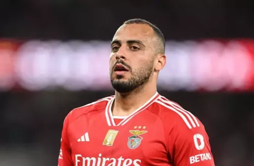 
				
					Botafogo negocia contratação de Arthur Cabral, do Benfica, para substituir Igor Jesus
				
				