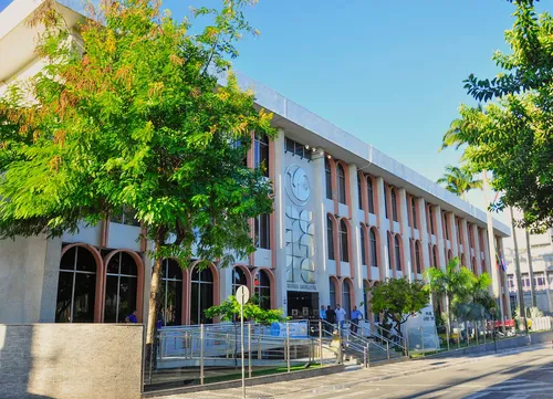 
				
					LDO 2025 da Paraíba é aprovada na ALPB mesmo com 'drible' de deputados na sessão
				
				