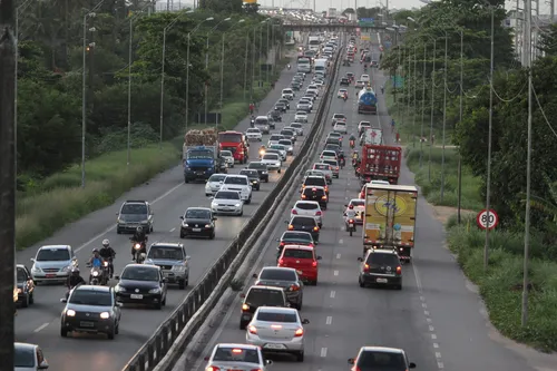 
				
					BR-230 tem trecho interditado entre João Pessoa e Campina Grande
				
				