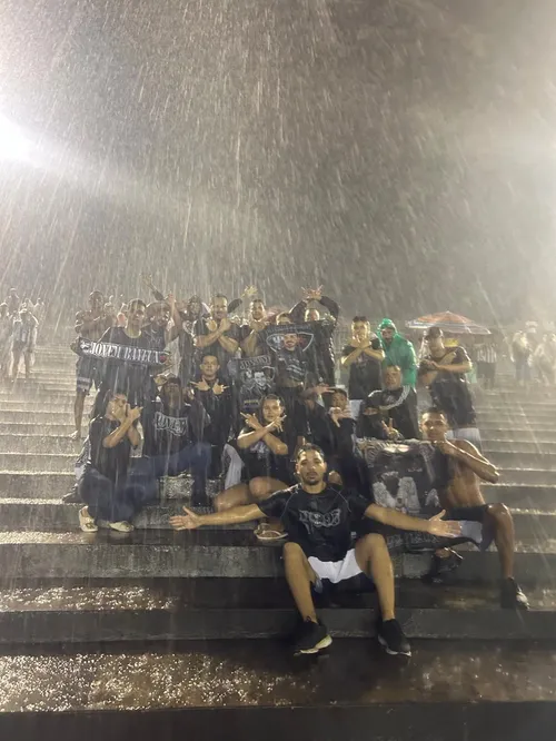 
				
					Botafogo-PB x Athletic: a chuva lavou os traumas e os medos que rondam o Almeidão
				
				