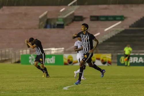 
				
					Botafogo-PB x Remo pela Série C 2024: já eliminado, Belo vence o Leão Azul por 3 a 0
				
				