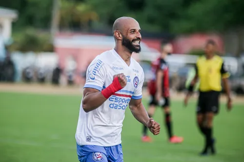 
				
					Thaciano vive grande temporada e lidera disputa pela artilharia do Bahia
				
				