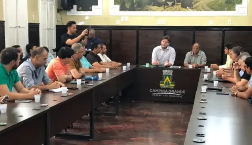 
				
					Bruno aciona Justiça para derrubar Emendas impositivas da Câmara
				
				