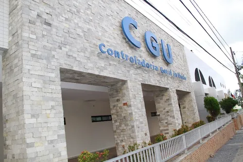 
				
					CGU aponta R$ 10 milhões em pagamentos indevidos a servidores na UFCG, UFPB e IFPB na pandemia
				
				