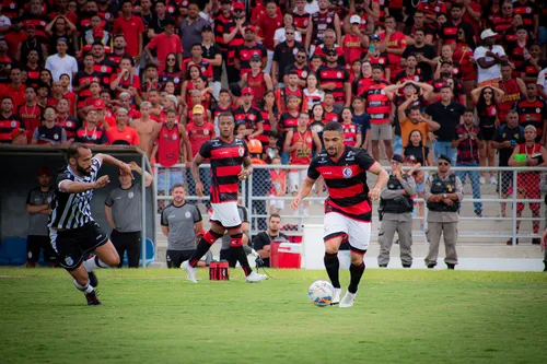 
				
					Campinense x Treze pelo Campeonato Paraibano 2025: Raposa domina o Galo e vence o Maiorais 420
				
				