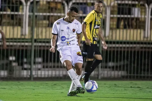 
				
					Volta Redonda x Botafogo-PB: e que gol de Edmundo, o animal
				
				