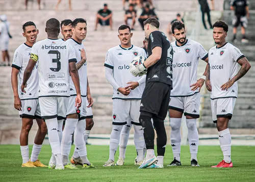
				
					Conheça o elenco do Botafogo-PB para 2025
				
				