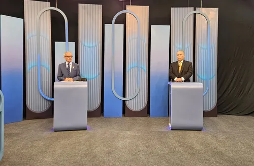 
				
					Debate do 2º turno: veja erros nas falas dos candidatos à prefeitura de João Pessoa
				
				