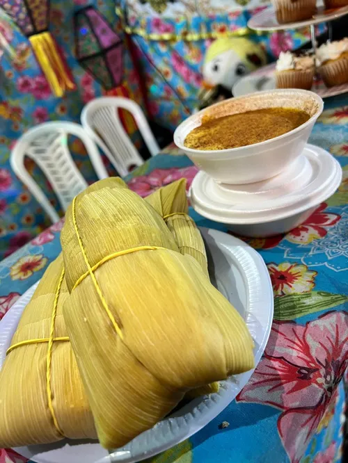 
				
					Do pastel de pamonha ao 'bom que dói': o que comer e beber no Parque do Povo
				
				