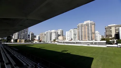 
				
					Em 1982, Treze quebrava uma invencibilidade de 32 anos do Botafogo em pleno Rio de Janeiro
				
				