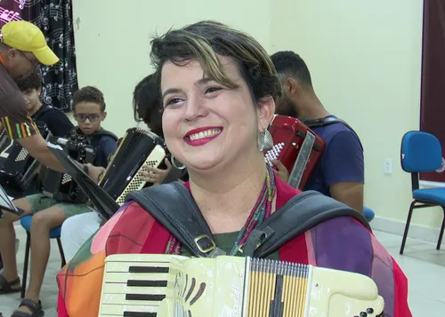 
				
					Escola de música forma nova geração de sanfoneiros na Paraíba
				
				