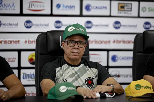 
				
					Evaristo Piza vai para a sua quarta passagem pelo Botafogo-PB, onde atravessou altos e baixos
				
				