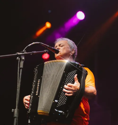 
				
					Flávio José, Alcymar Monteiro e Santanna em Campina Grande
				
				