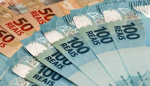 
				
					Nova tabela do Imposto de Renda entra em vigor: veja o que muda
				
				