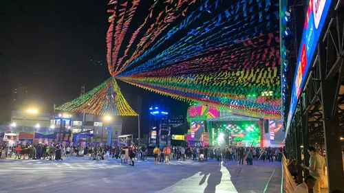 
				
					Fotos da segunda noite do São João 2024 de Campina Grande: veja shows, público e espaços
				
				