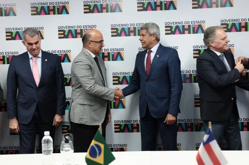 Governo da Bahia garante infraestrutura para nova fábrica da São Braz

				