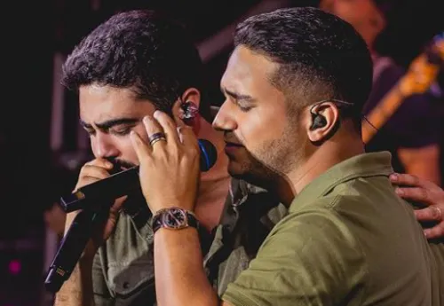 
				
					São João de Campina Grande tem show de Henrique e Juliano neste sábado (15)
				
				