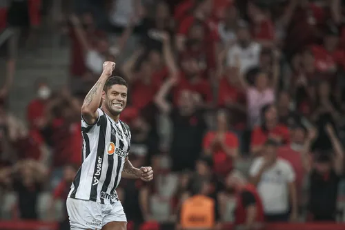 
				
					Hulk busca manter invencibilidade contra o São Paulo e se classificar com o Atlético-MG
				
				