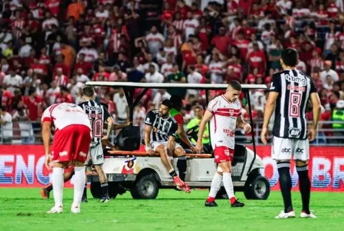 
				
					Hulk tem lesão confirmada pelo Atlético-MG e deve perder jogos decisivos
				
				