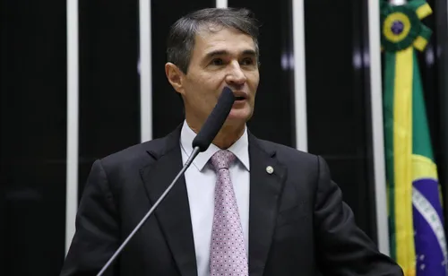 
				
					Romero vai presidir Comissão para debater parcelamento de dívidas dos municípios
				
				