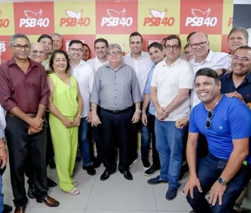 
				
					João Azevêdo anuncia união das oposições no apoio a Raniery Paulino em Guarabira
				
				