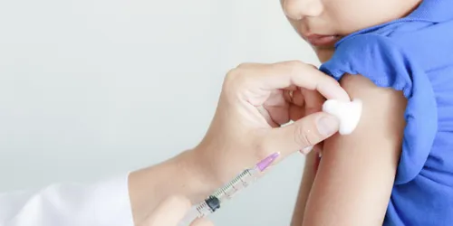 
				
					Dia D de Multivacinação acontece hoje; foco é vacinação contra sarampo e HPV
				
				