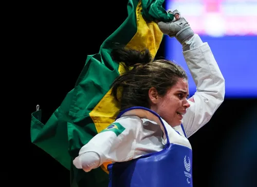 
				
					Silvana Fernandes vence atleta cazaque e conquista o bronze nas Paralimpíadas de Paris 2024
				
				