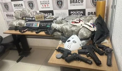 
				
					Levantamento mostra apreensão de 156 armas e 52 casos de homicídios em Cabedelo em 2024
				
				